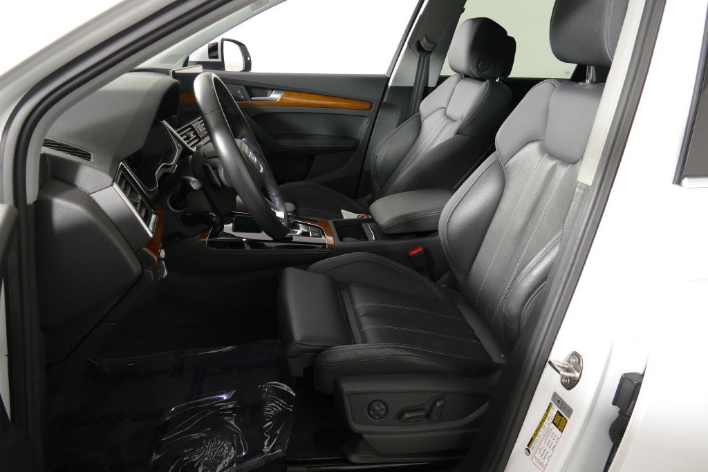 2023 Audi Q5 45 S line Prestige quattro