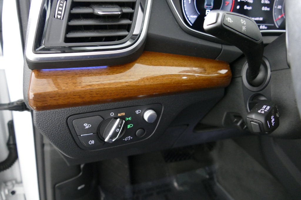 2023 Audi Q5 45 S line Prestige quattro