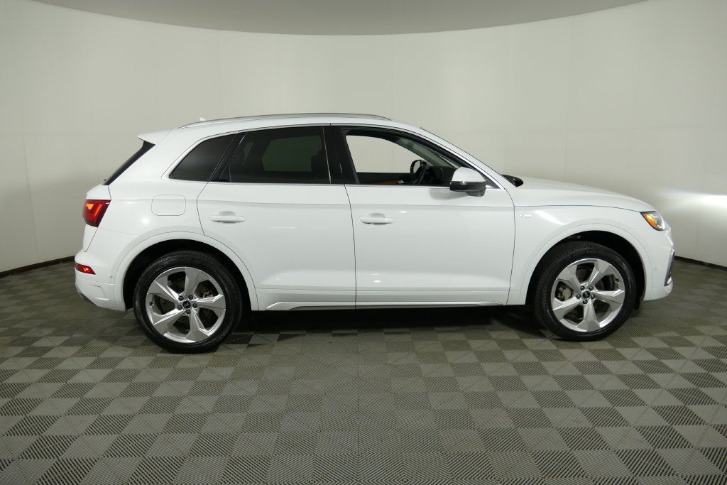 2023 Audi Q5 45 S line Prestige quattro