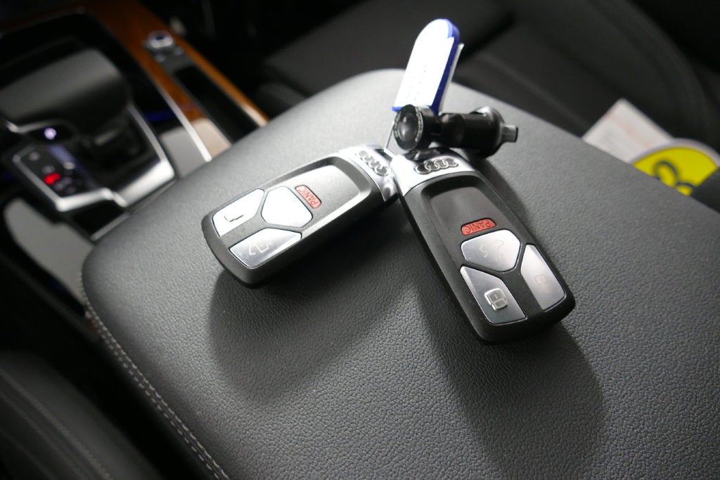 2023 Audi Q5 45 S line Prestige quattro