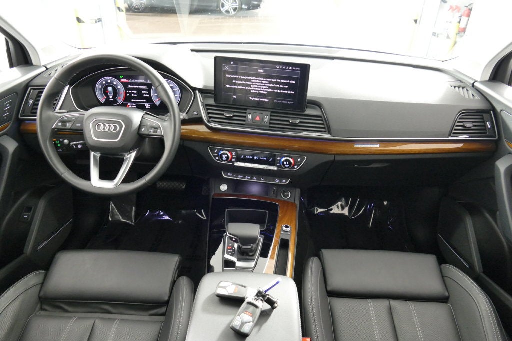 2023 Audi Q5 45 S line Prestige quattro