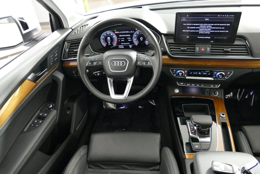 2023 Audi Q5 45 S line Prestige quattro