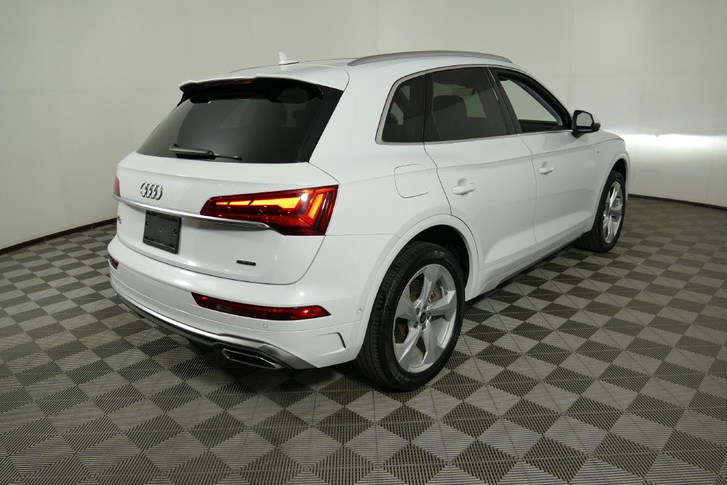 2023 Audi Q5 45 S line Prestige quattro