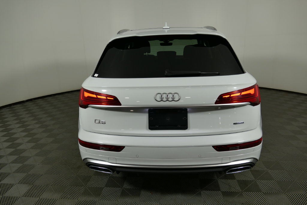 2023 Audi Q5 45 S line Prestige quattro