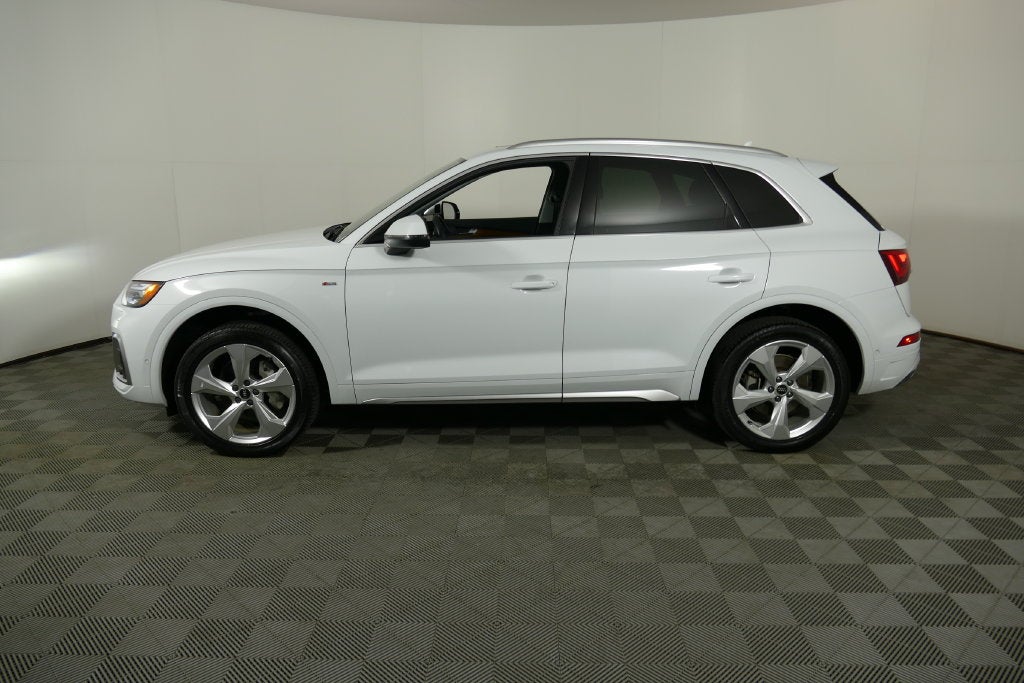 2023 Audi Q5 45 S line Prestige quattro