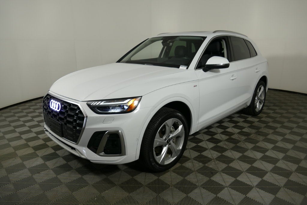 2023 Audi Q5 45 S line Prestige quattro