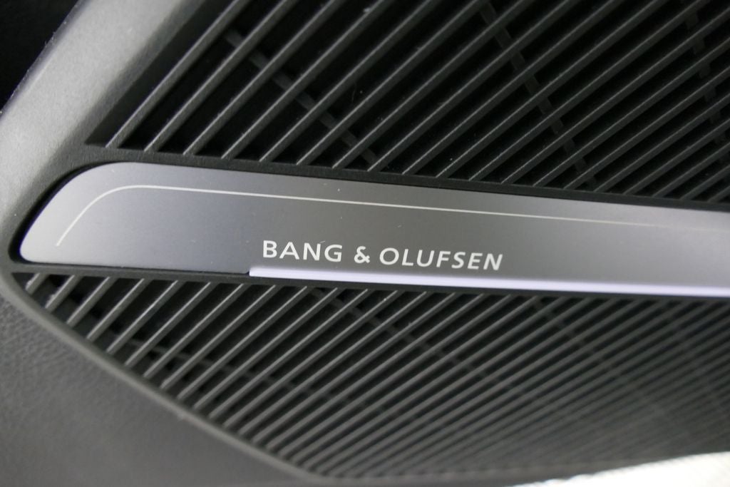 2022 Audi Q5 45 S line Prestige quattro