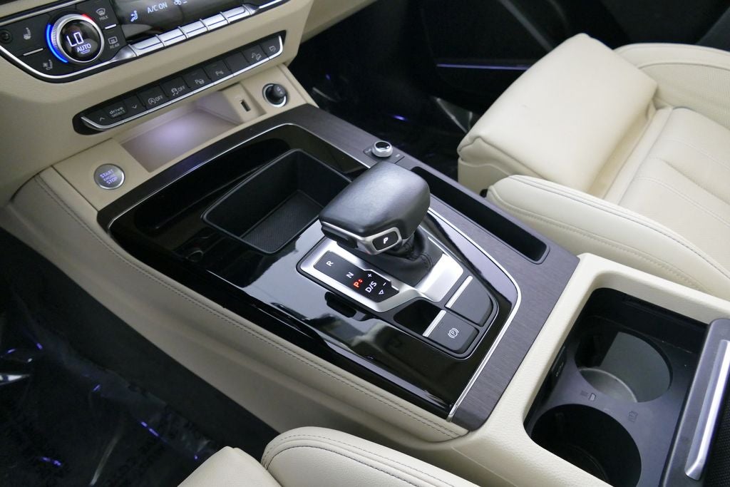 2022 Audi Q5 45 S line Prestige quattro