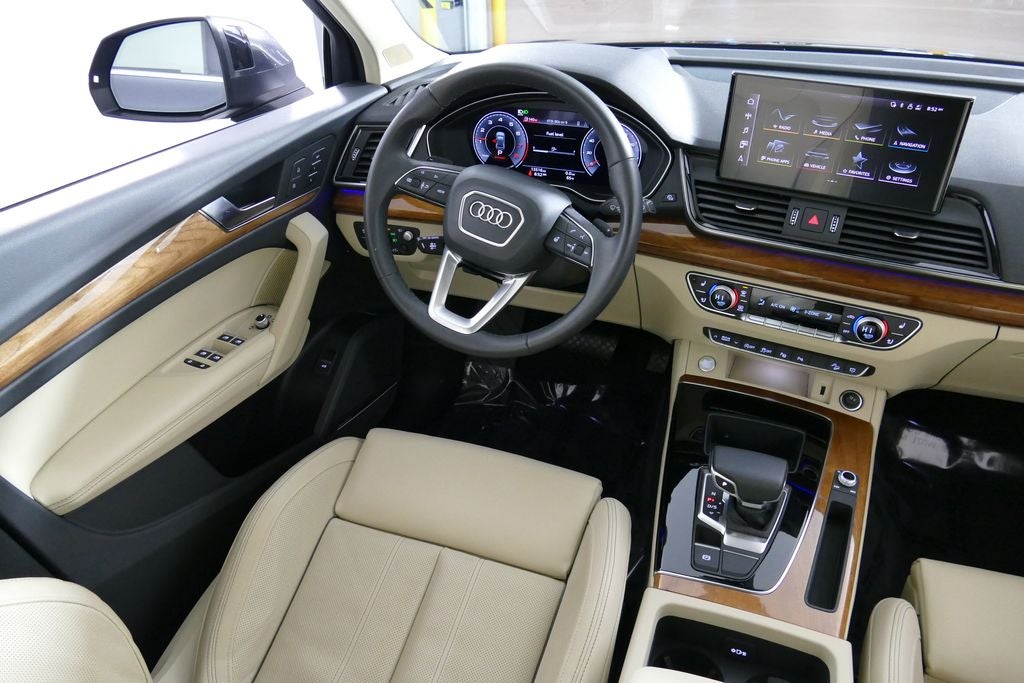 2023 Audi Q5 45 S line Prestige quattro