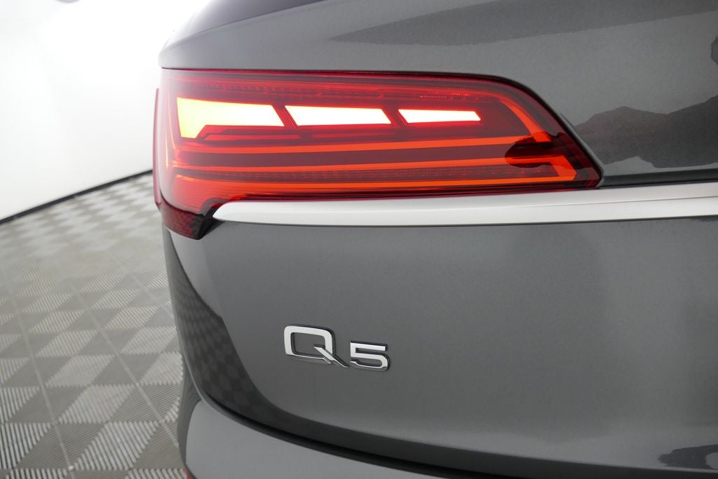 2023 Audi Q5 45 S line Prestige quattro