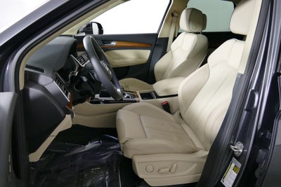 2023 Audi Q5 45 S line Prestige quattro