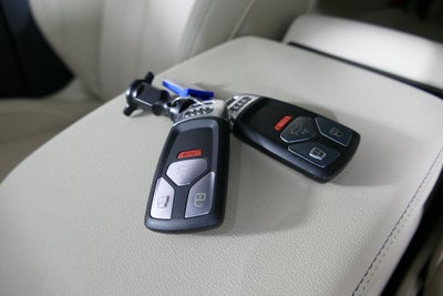 2023 Audi Q5 45 S line Prestige quattro