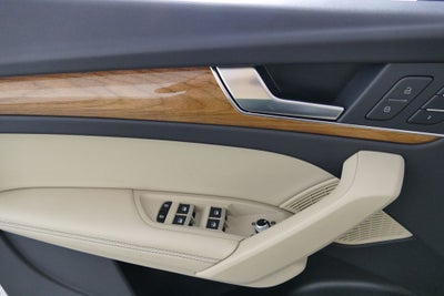 2023 Audi Q5 45 S line Prestige quattro