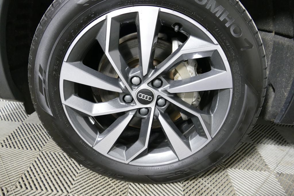 2023 Audi Q5 45 S line Prestige quattro