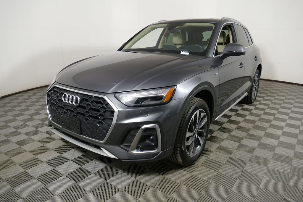 2023 Audi Q5 45 S line Prestige quattro