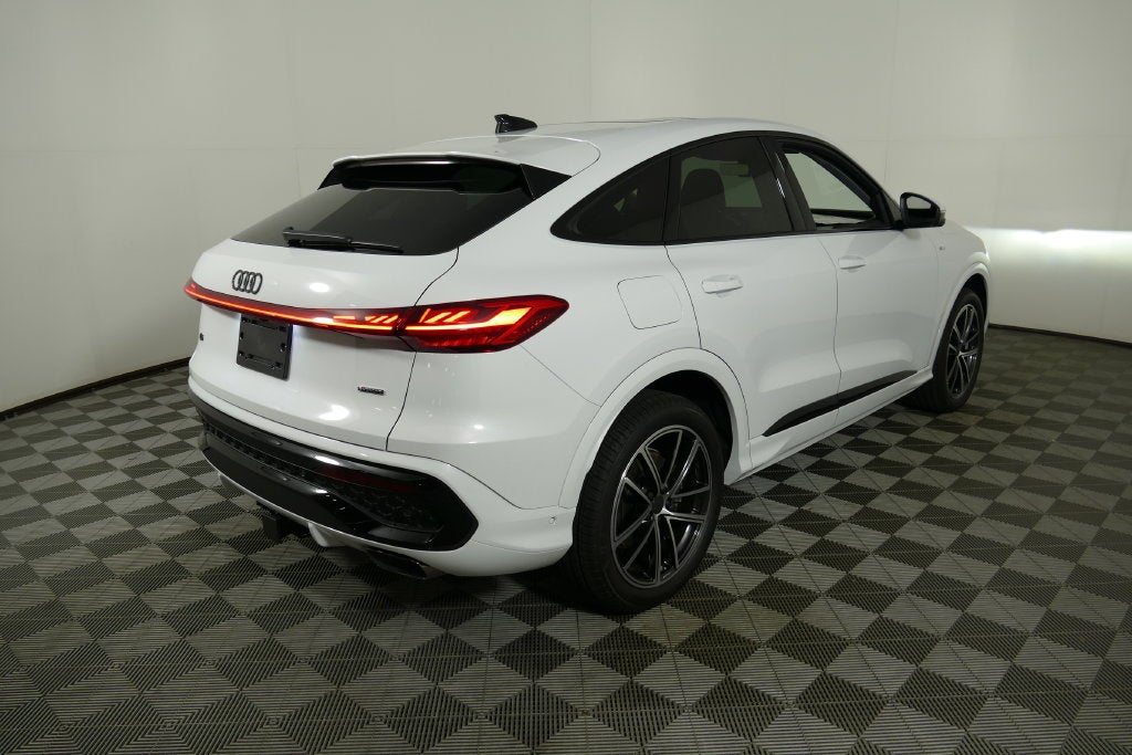2026 Audi Q5 2.0T Prestige quattro