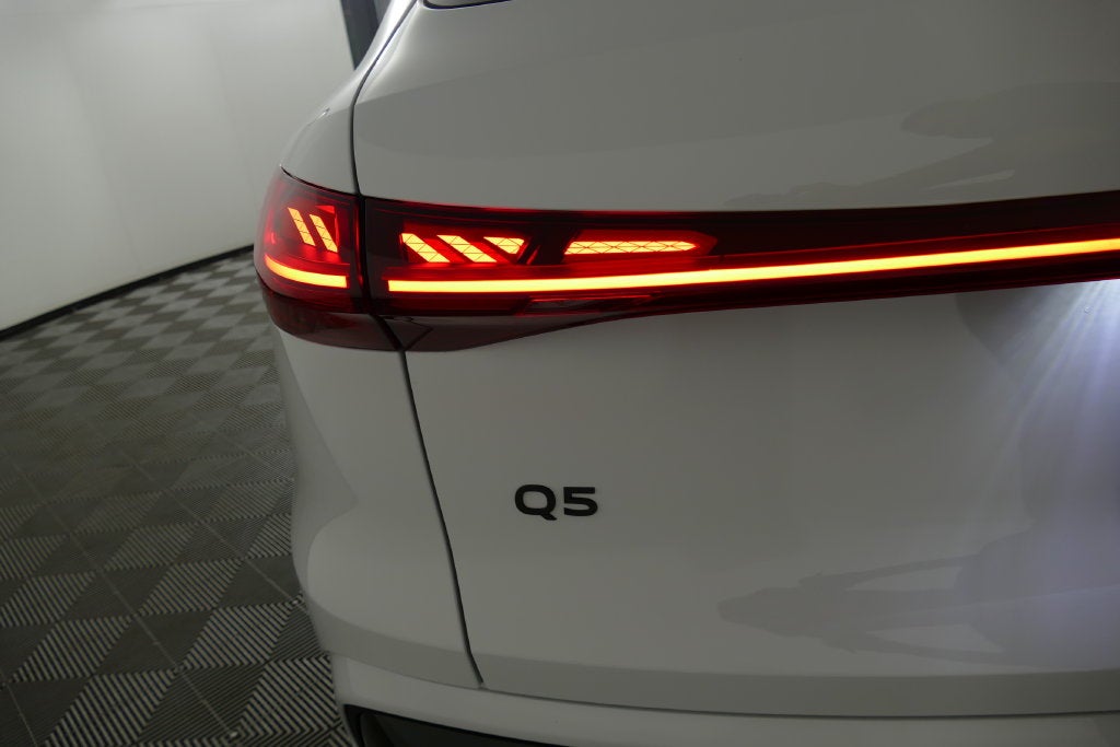 2026 Audi Q5 2.0T Prestige quattro