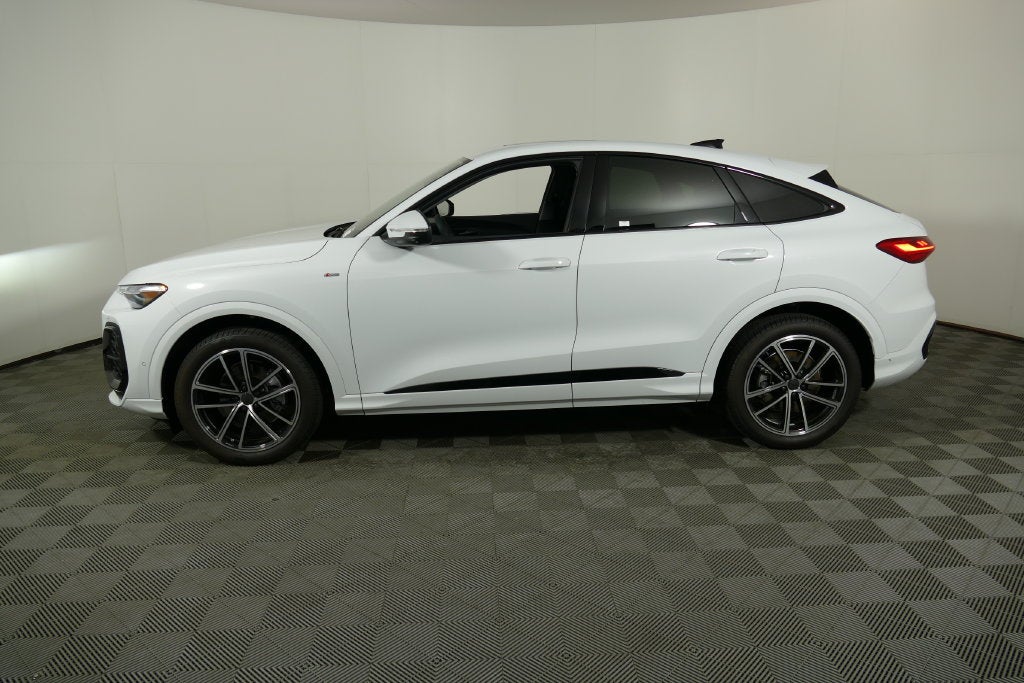 2026 Audi Q5 2.0T Prestige quattro