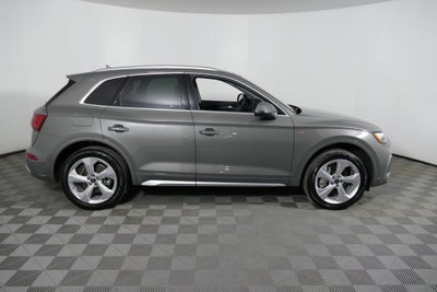 2025 Audi Q5 45 S line Prestige quattro