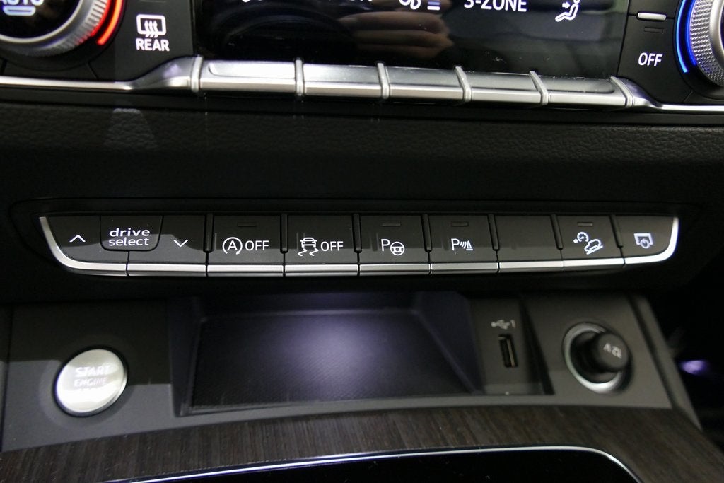 2025 Audi Q5 45 S line Prestige quattro