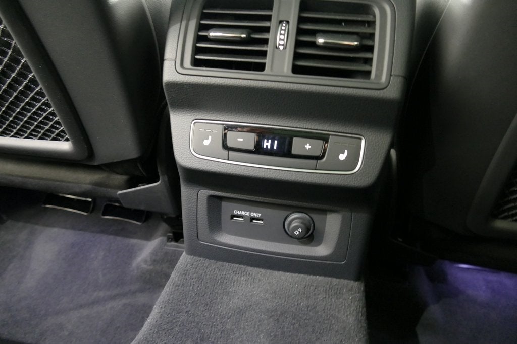 2025 Audi Q5 45 S line Prestige quattro