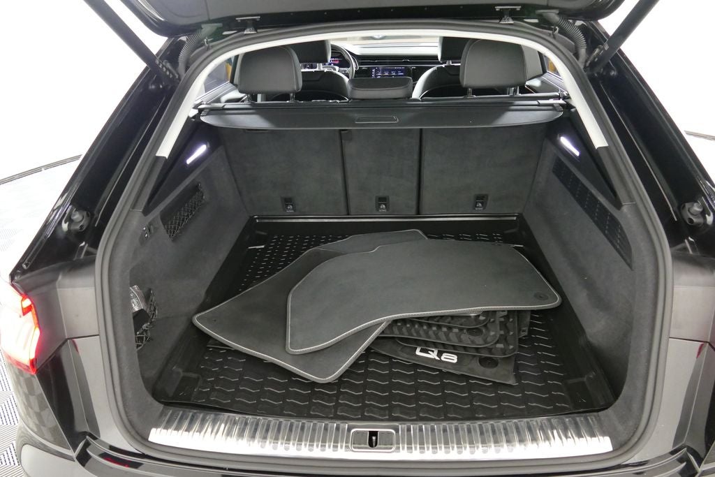 2023 Audi Q8 55 Prestige quattro