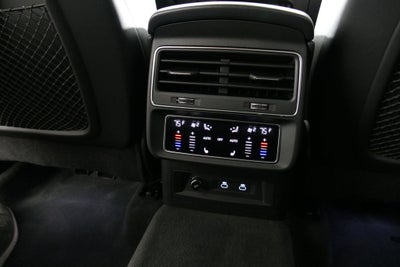 2023 Audi Q8 55 Prestige quattro