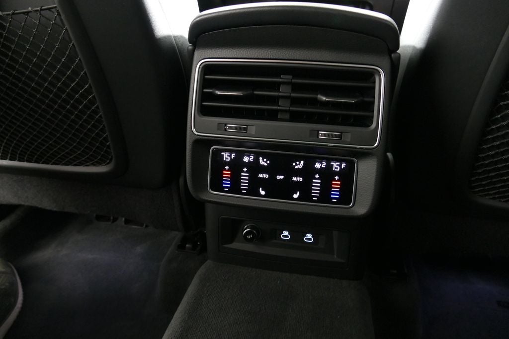 2023 Audi Q8 55 Prestige quattro