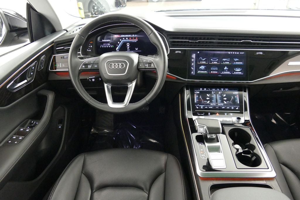 2023 Audi Q8 55 Prestige quattro