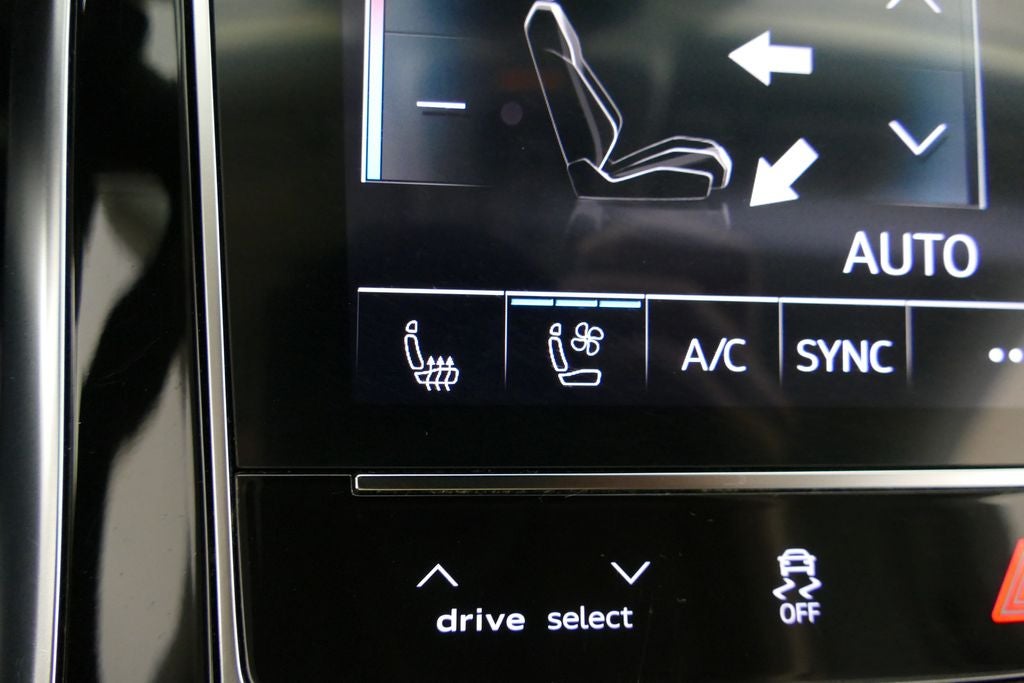 2023 Audi Q8 55 Prestige quattro