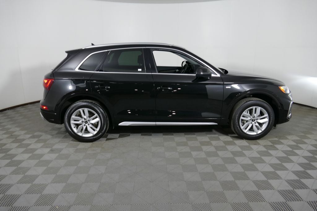 2023 Audi Q5 45 S line Premium quattro