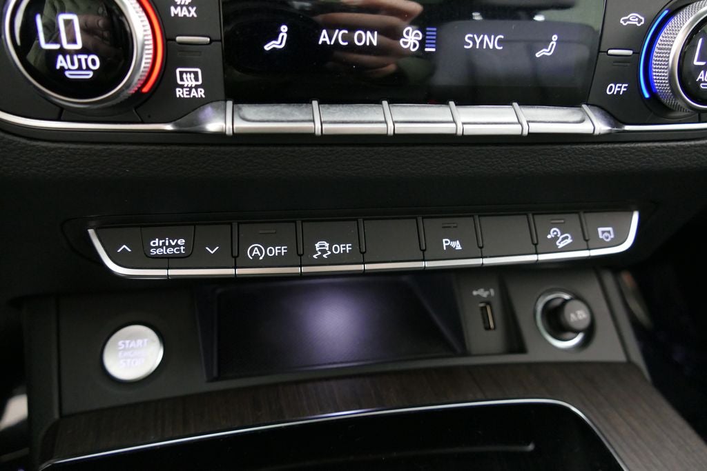 2023 Audi Q5 45 S line Premium quattro