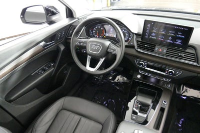 2023 Audi Q5 45 S line Premium quattro