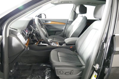 2023 Audi Q5 45 S line Premium quattro