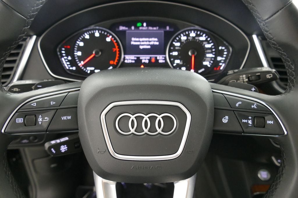 2023 Audi Q5 45 S line Premium quattro