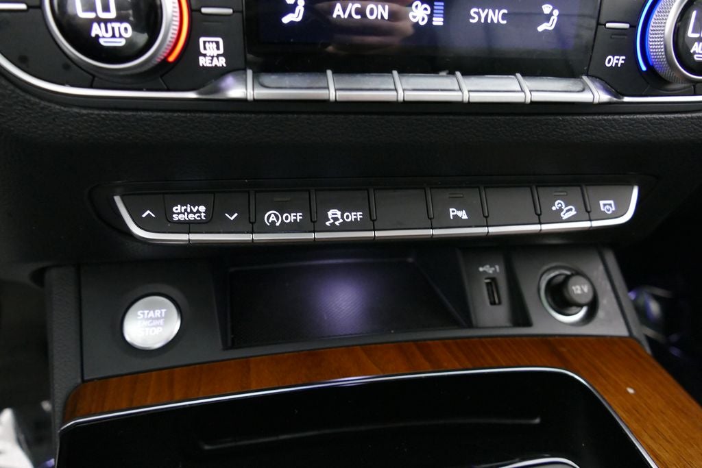 2023 Audi Q5 45 S line Premium quattro