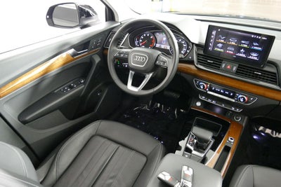 2023 Audi Q5 45 S line Premium quattro