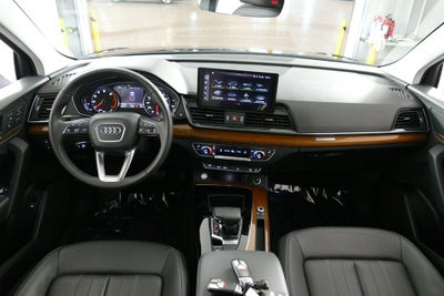 2023 Audi Q5 45 S line Premium quattro