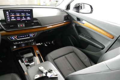 2023 Audi Q5 45 S line Premium quattro