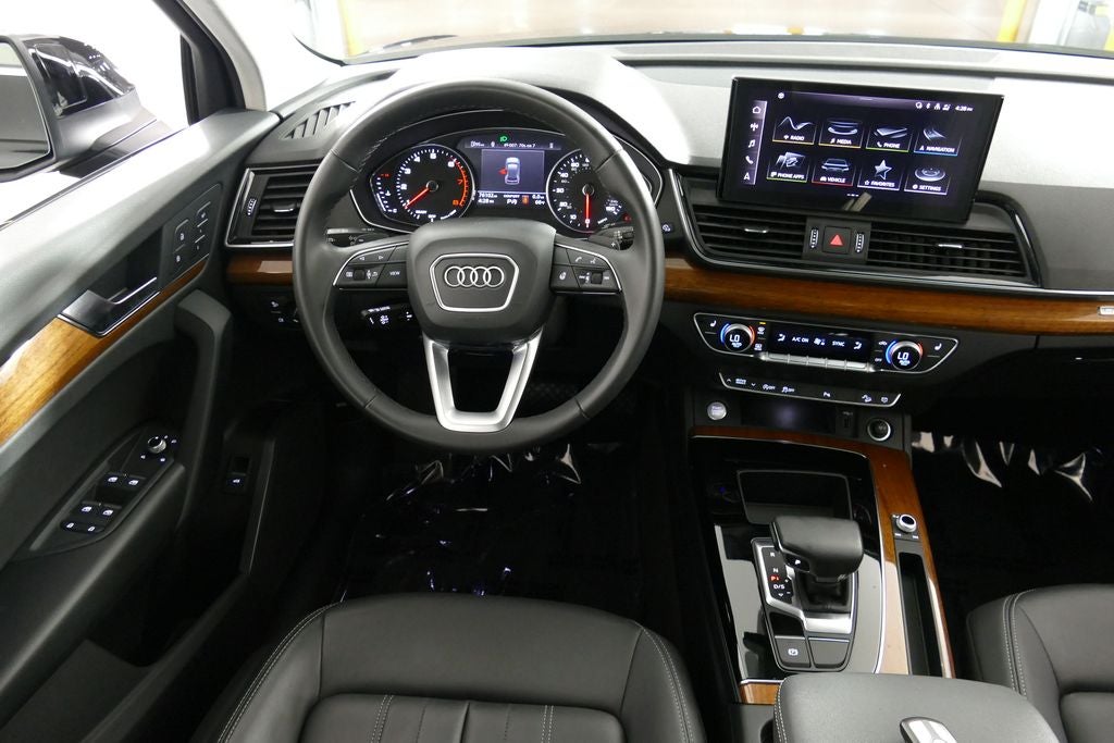 2023 Audi Q5 45 S line Premium quattro