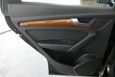 2023 Audi Q5 45 S line Premium quattro