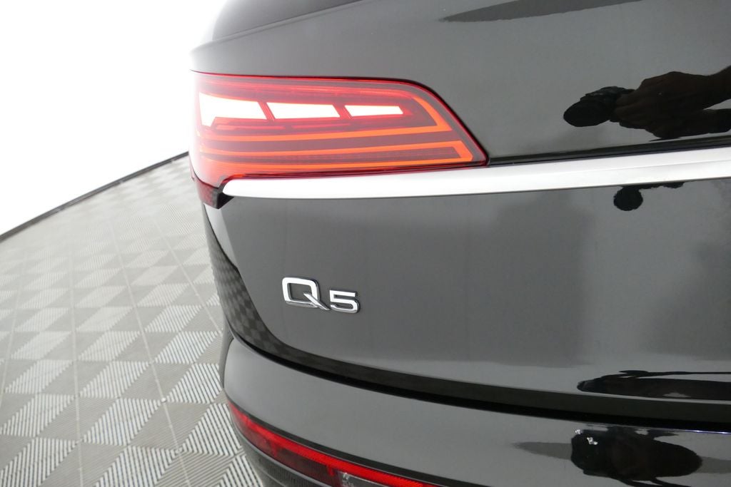 2023 Audi Q5 45 S line Premium quattro