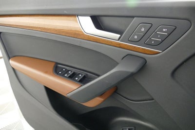 2023 Audi Q5 45 S line Premium quattro