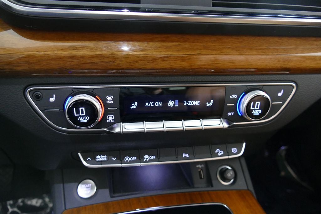 2023 Audi Q5 45 S line Premium quattro