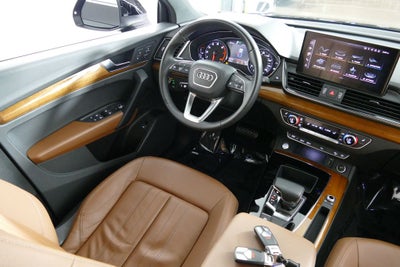 2023 Audi Q5 45 S line Premium quattro