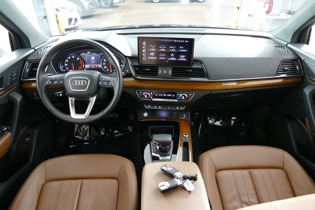2023 Audi Q5 45 S line Premium quattro