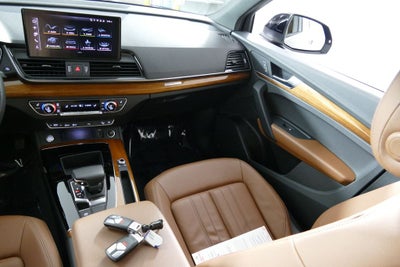 2023 Audi Q5 45 S line Premium quattro
