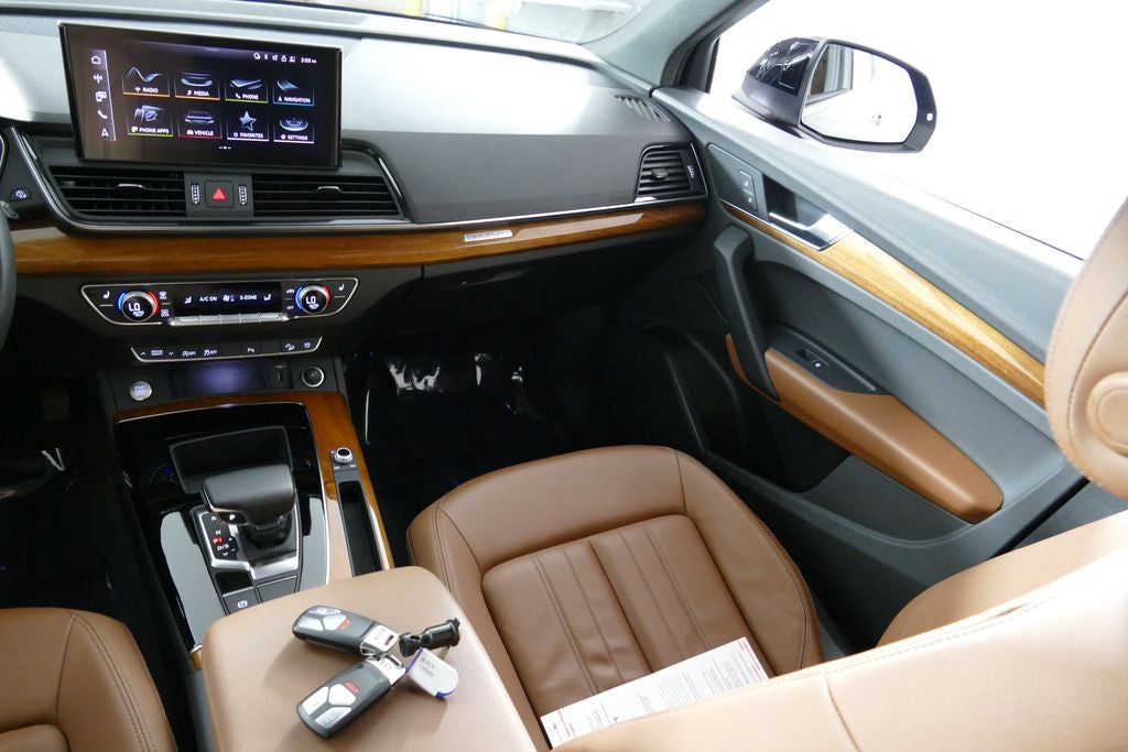 2023 Audi Q5 45 S line Premium quattro