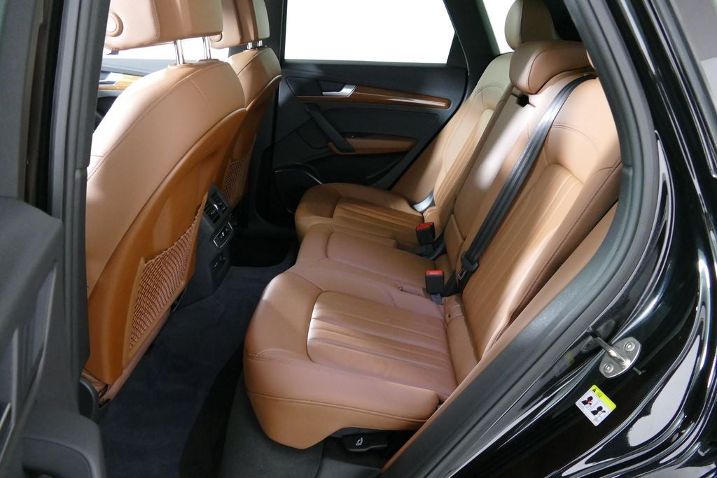 2023 Audi Q5 45 S line Premium quattro
