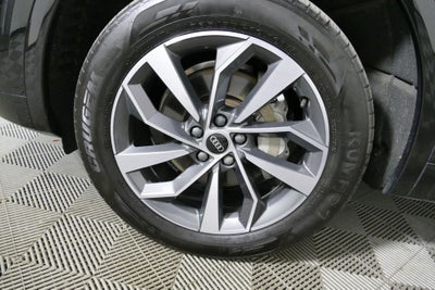 2023 Audi Q5 45 S line Premium quattro